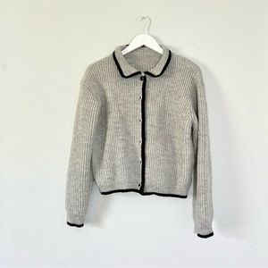J.ING Vintage style gray gainsboro cardigan